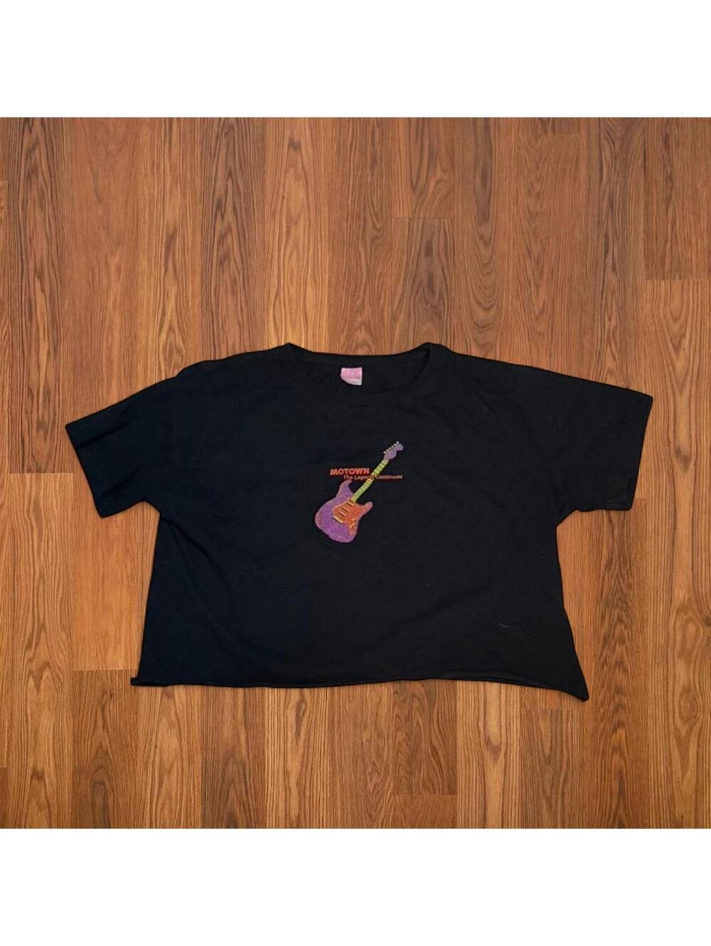 Motown Women's DIY Cropped Graphic T-Shirt Guitar Design Black Size Large